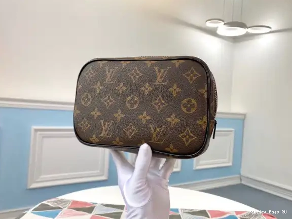 Affordable PM TOILETRY POUCH VUITTON LOUIS 0617